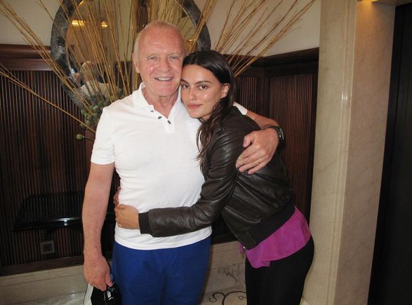 Catrinel Menghia, alături de reputatul actor Anthony Hopkins