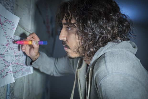 Dev Patel, secvență din filmul Lion, rol pentru care a fost nominalizat la premiile Oscar la categoria 