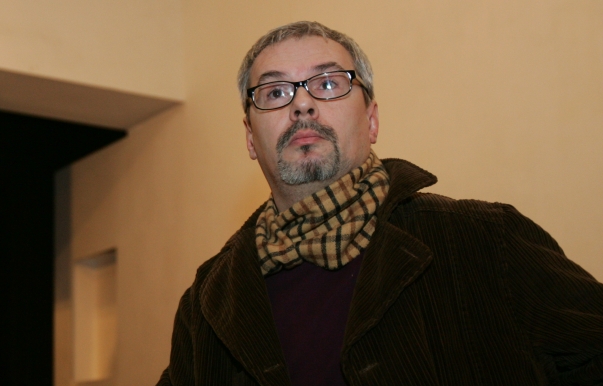 Gabriela Șerban, mama criticului de film Alex. Leo Șerban, donează prin Libertatea 5.000 de euro Institutului Balș, în memoria fiului său