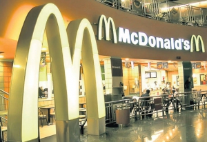 Suspendarea activității în Rusia și Ucraina costă McDonald’s peste 100 de milioane de dolari