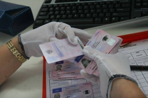 De ce se plătesc permisele auto și certificatele de înmatriculare în conturile RAAPPS