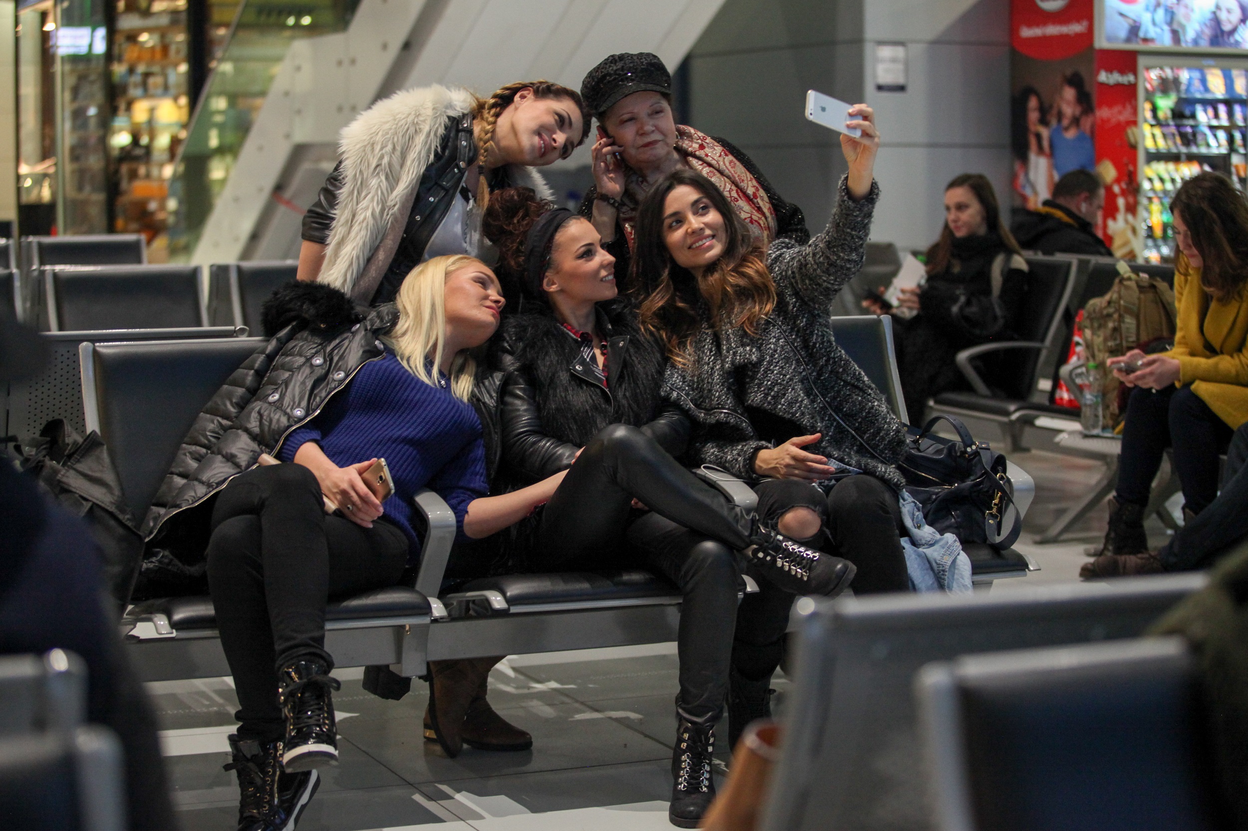 Maria Constantin, Ami, Saveta Bogdan, Lili Sandu și Sorana sunt fetele din acest Sezon