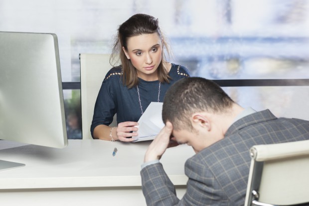 Studiu eJobs: Au acceptat salarii mai mici, joburi sub nivelul lor ori s-au relocat în alt oraș – concesiile pe care le-au făcut românii în ultimele 6 luni