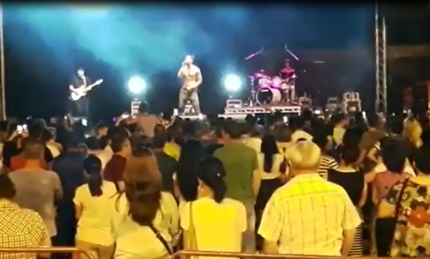 liviu teodorescu dezbracat