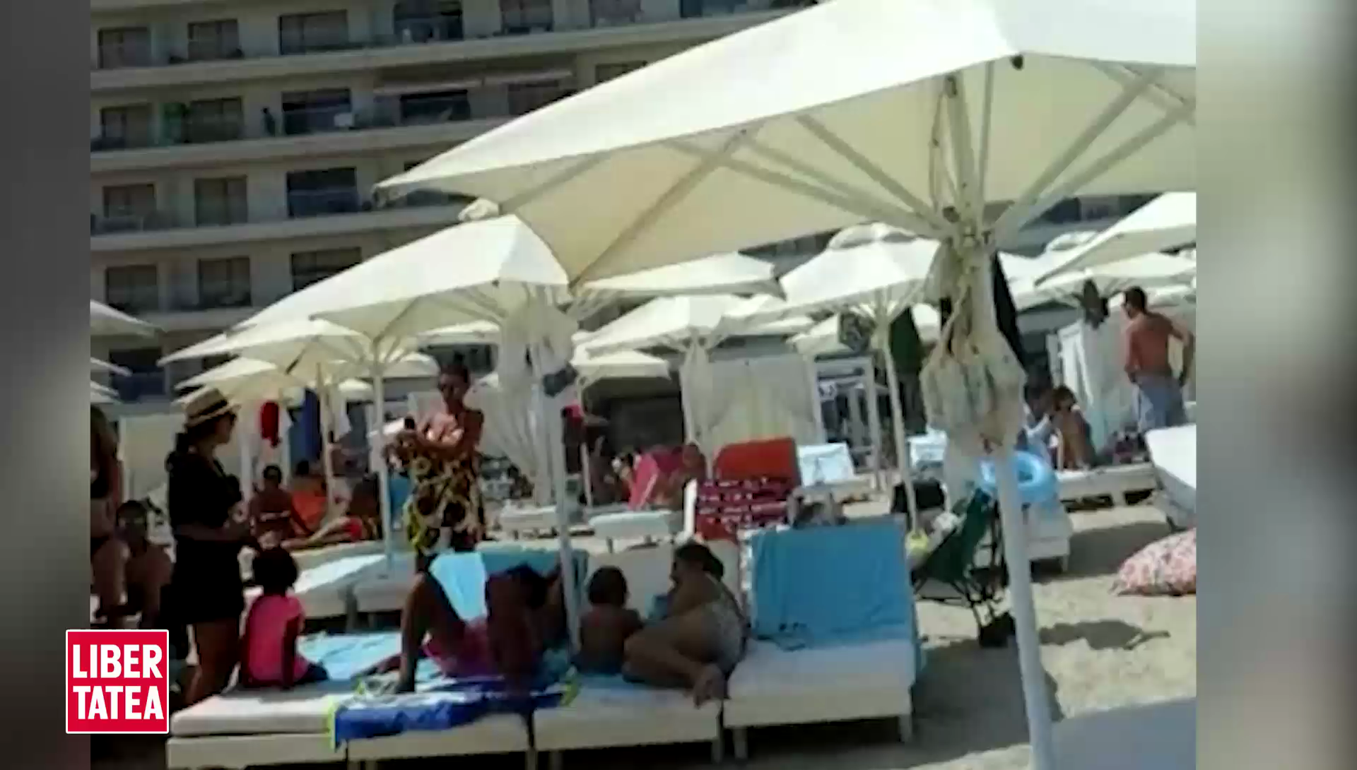 Elena Basescu plaja (10)