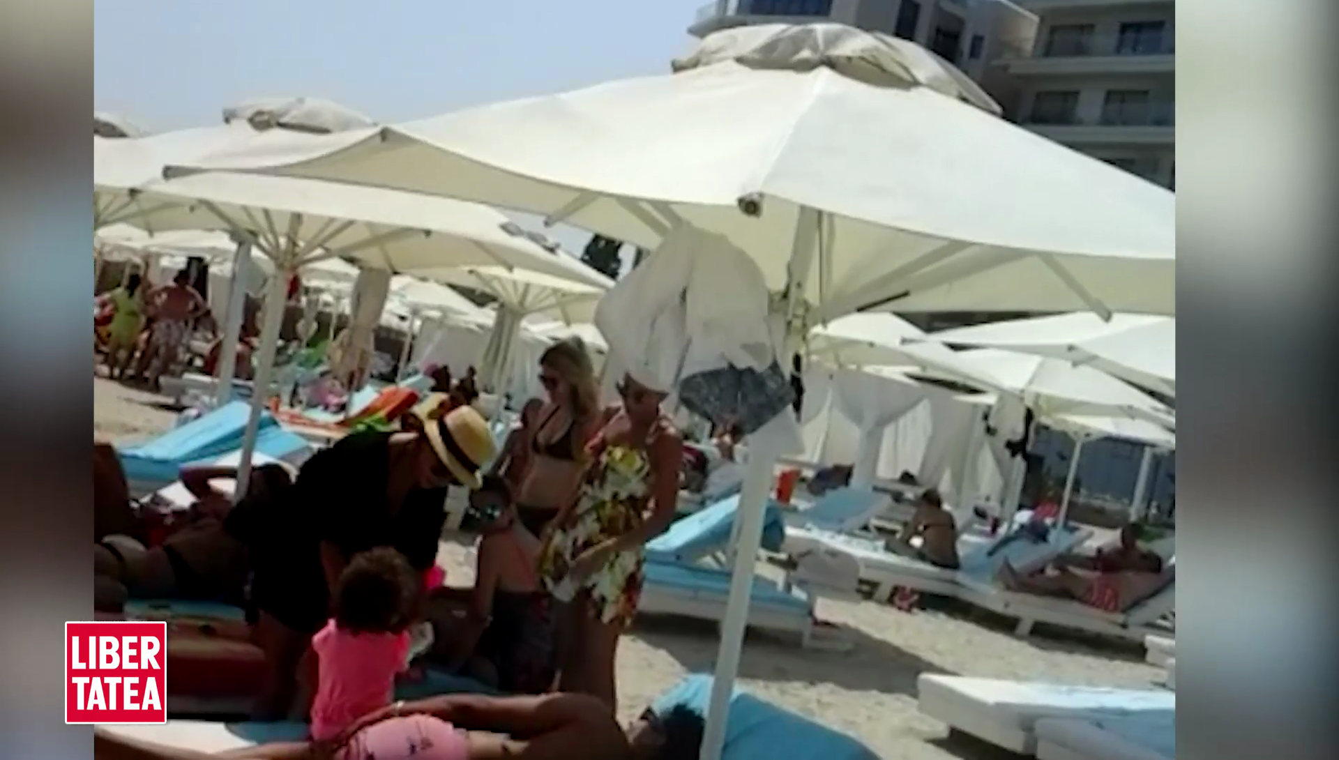 Elena Basescu plaja (18)