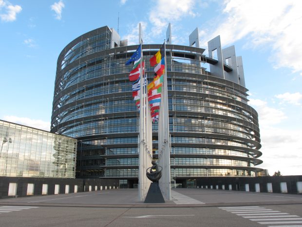 Comisia Europeană recomandă ridicarea MCV, mecanismul de monitorizare a României, instituit în urmă cu 15 ani