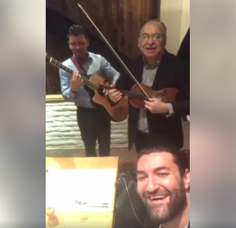 Tatăl lui Smiley a avut parte de o surpriză de proporții. Ce melodie i-a dedicat artistul