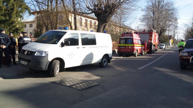 Amenințare cu bombă la un liceu din Timișoara, anunțată de același adolescent, pentru a patra oară în acest an