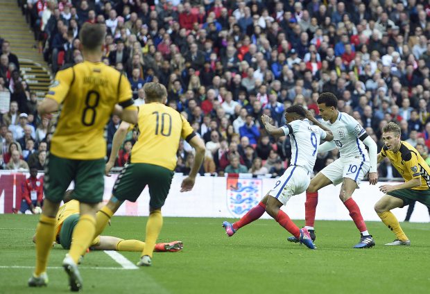 Faza din care Jermain Defoe a deschis scorul în meciul cu Lituania
