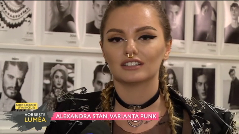 Alexandra Stan, plină de cercei și tatuaje. Blonda în varianta punk