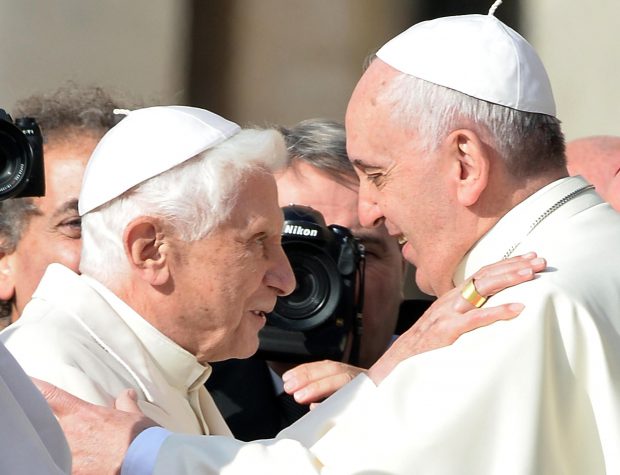 Papa Benedict al XVI-lea va fi înmormântat joi. Slujba va fi oficiată de Papa Francisc