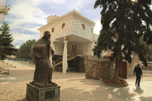 O lista de motive pentru care un turist ar trebui să aleagă să petreacă vacanța în Macedonia