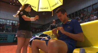 Marius Copil l-a învins eroic de Guillermo Garcia-Lopez, în primul tur la Madrid. Urmează un duel de vis cu Andy Murray, numărul 1 ATP. Mergea, eliminat. Halep, Begu și Niculescu merg mai departe la dublu