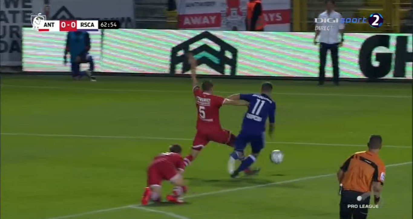 Remiză în duelul românesc din Belgia: Bölöni vs Chipciu și Stanciu. "Ăştia doi români erau să mă ucidă!"