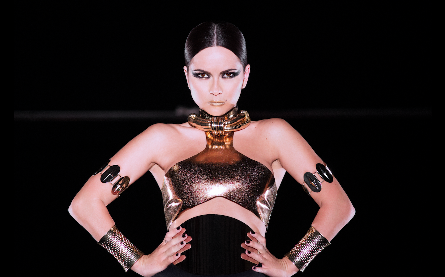 EXCLUSIV/ Loredana, Inna și Delia își iau și angajații în vacanță. Le plătesc hotelul și mesele!