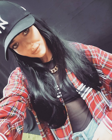 Lidia Buble e brunetă. Prietenilor virtuali nu le-au venit să creadă cu arată acum