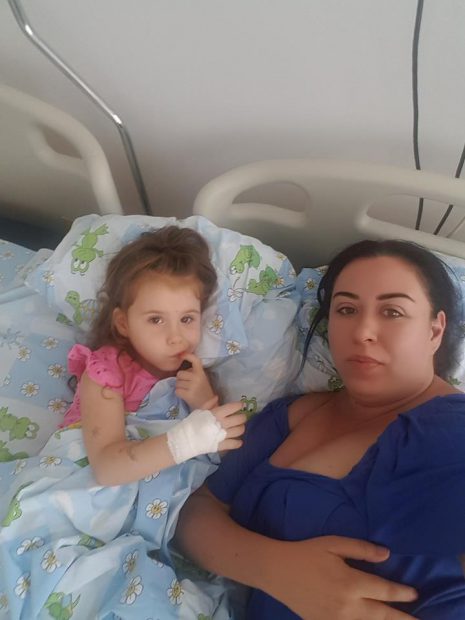 Oana Roman și-a dus fetița de urgență la spital