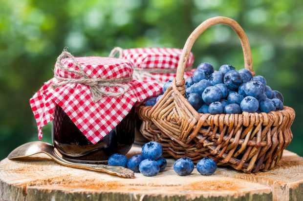 Dulceață de afine și alte fructe de pădure. Pline de vitamine!