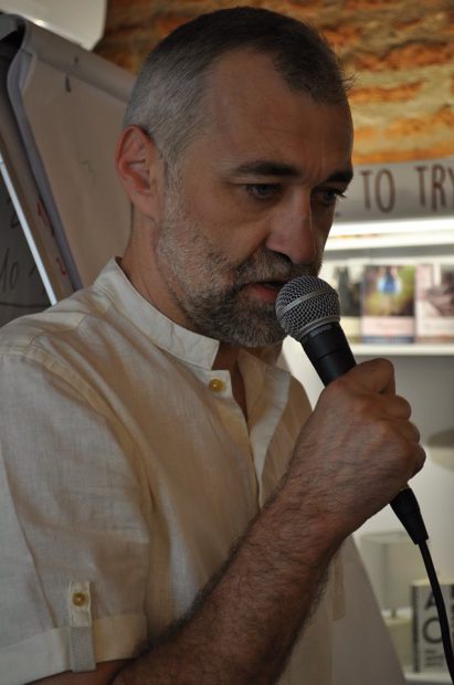 https://www.facebook.com/iulian.tanase555