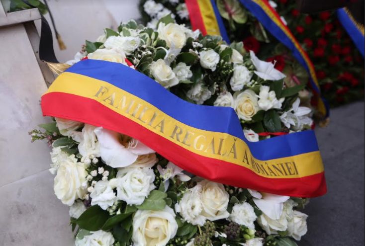 Stela Popescu este condusă pe ultimul drum. Cortegiul funerar a ajuns la Cernica