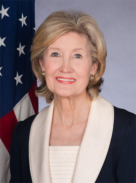 Kay Bailey Hutchison, ambasadorul Statelor Unite la NATO