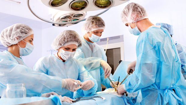Reguli pentru medicii care folosesc inteligența artificială și telemedicina, incluse în noul Cod de Deontologie Medicală