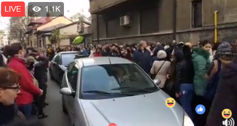Alex Ashraf, revoltat din cauza oamenilor prezenți la donațiile Oanei Zăvoranu. “Asta nu înseamnă civilizație, ci nebunie”
