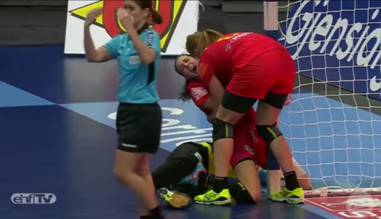 Cum se simte Cristina Zamfir Florianu după accidentarea din meciul cu Spania. ”Este ok” | GALERIE FOTO