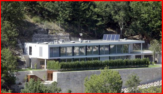 În ce își investesc banii marii sportivi ai lumii. Cristiano Ronaldo, mașini, avion, yacht, hotel. Simona Halep merge pe turism