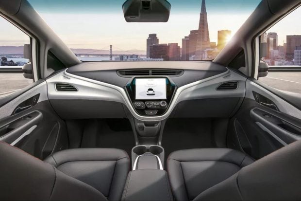 Prima mașină autonomă care face instructaj auto. O companie importantă a depus cererea de brevet