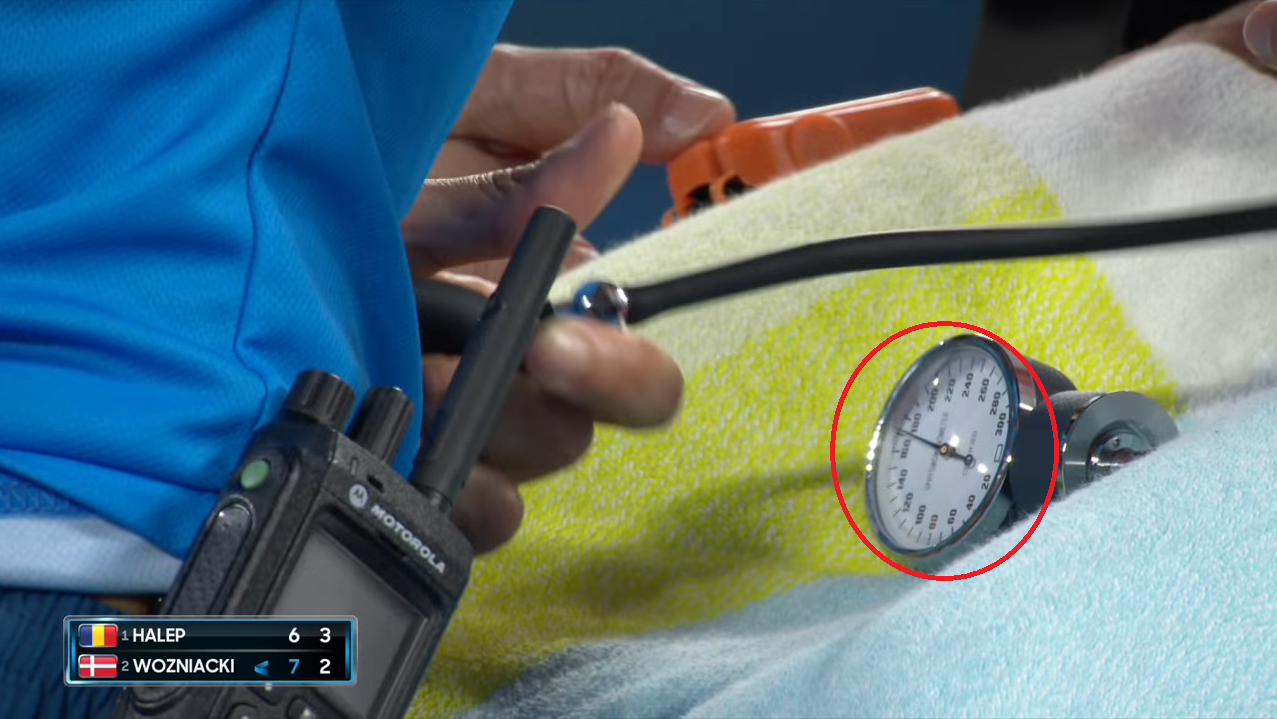 Simona Halep, pe perfuzii, la spital! Care este starea jucătoarei ACUM și ce au spus organizatorii turneului. Acuzele unui medic | FOTO&VIDEO