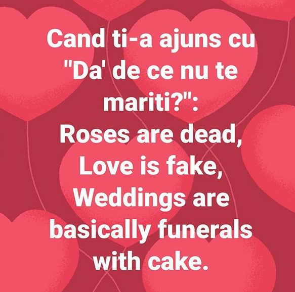 Lora, deranjată de afirmațiile unei fane. “Tu nu ai simțul umorului în general?”