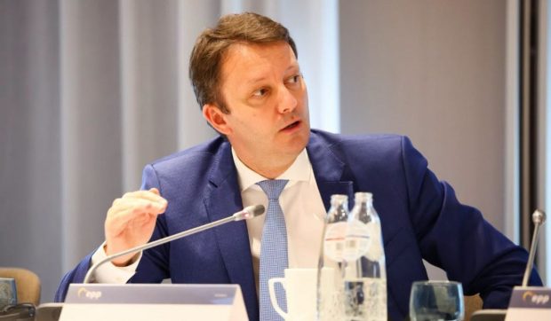Cine este Siegfried Mureșan, de la bursa din Bundestag la negocierea miliardelor UE: Cariera internațională și controversele din spatele ascensiunii sale
