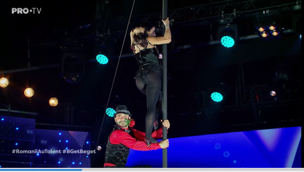 VIDEO/ Moment special în prima ediție “Românii au talent”, sezonul 8. Au dansat la bară și au lăsat juriul fără cuvinte. “Ne umilește”