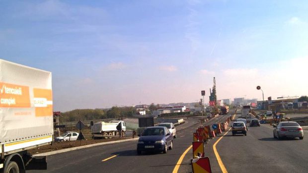 Accident pe Centura București. O persoană, rănită grav, după ce s-au ciocnit trei mașini