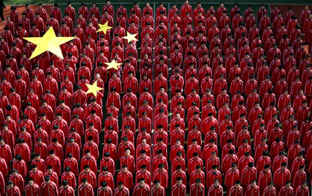 Tot mai multe companii cer măsuri împotriva avalanșei de importuri ieftine din China. Dependența de statul asiatic erodează industria din UE