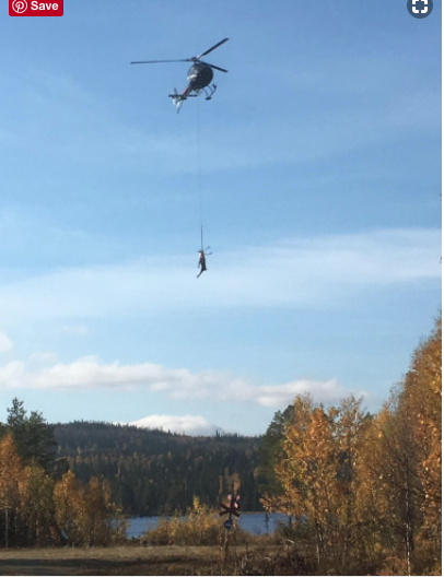 Vicepremierul Ungariei a fost fotografiat si filmat la o vânătoare de lux în Suedia. Mâna dreaptă a lui Viktor Orban a împușcat elani și reni din elicopter
