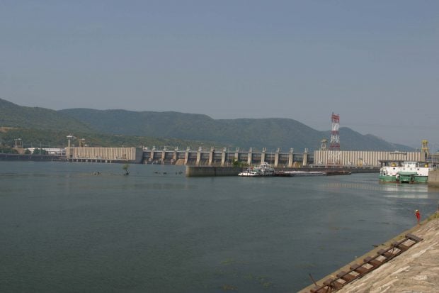 Companiile de stat, obligate să verse la buget 90% din profitul pe 2021. Guvernul strânge bani pentru compensarea facturilor la energie și gaze