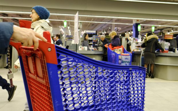Program Carrefour de Paște 2022. Când e deschis la Carrefour pe 22, 23, 24 și 25 aprilie