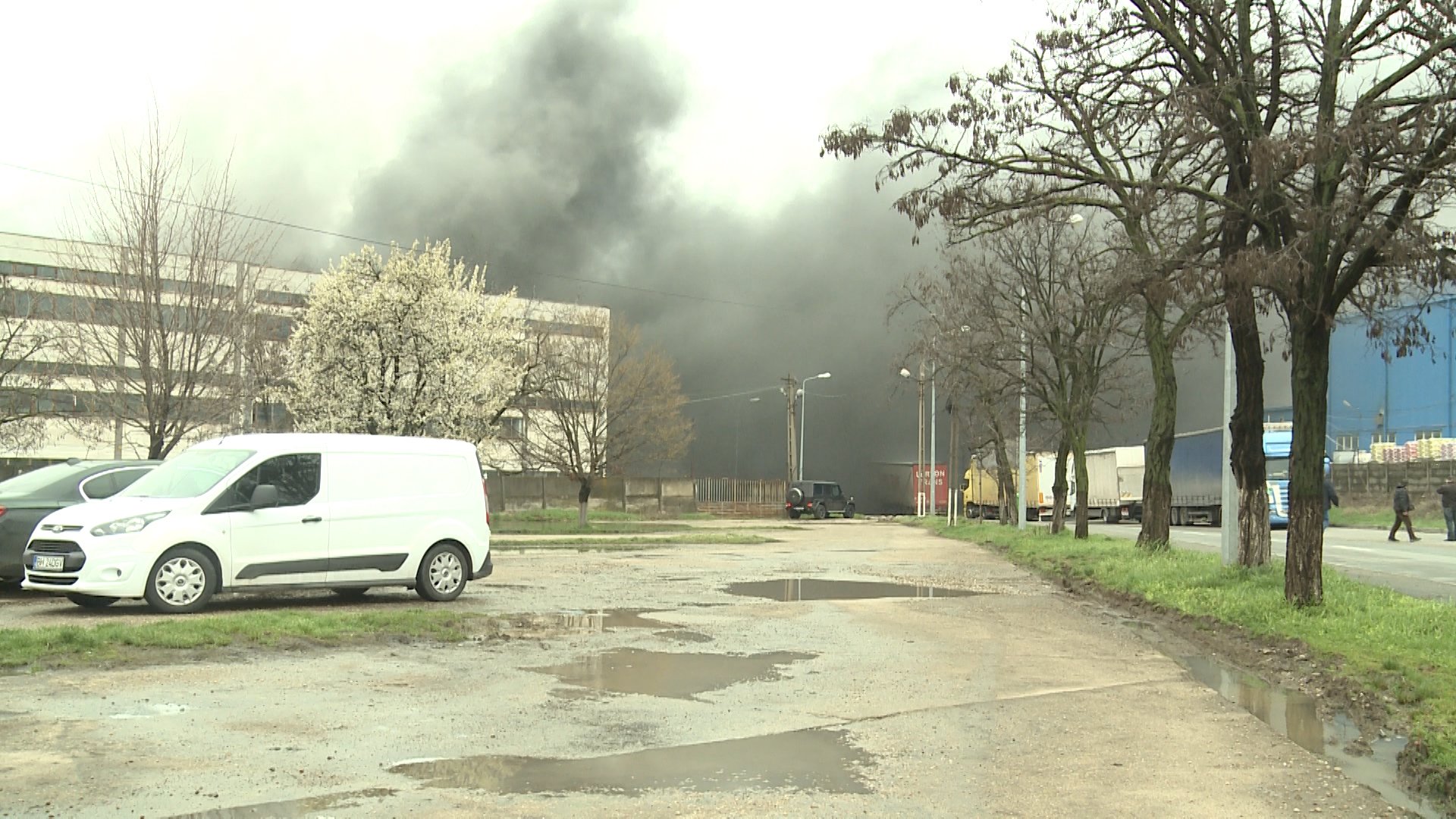 Incendiu Puternic La O Fabrică Din Oradea Pe 1 Aprilie Libertatea