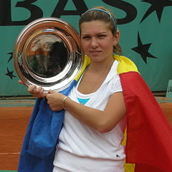 10 ani de la victoria junioarei Simona Halep la Roland Garros. Cum arată Elena Bogdan, învinsa din finală