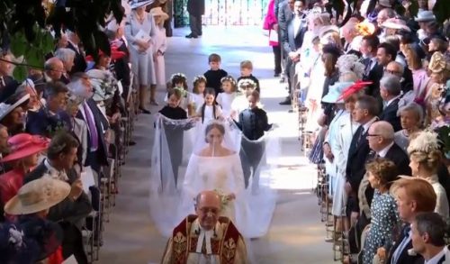 Ce Designer Cunoscut A Creat Rochia De Mireasă A Lui Meghan Markle