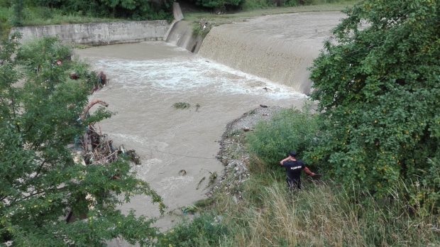 Cod galben de inundații în Muntenia și Oltenia până sâmbătă noapte