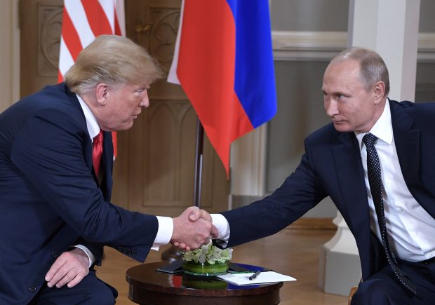 Donald Trump laudă strategia lui Vladimir Putin: „Cât de deştept este!”
