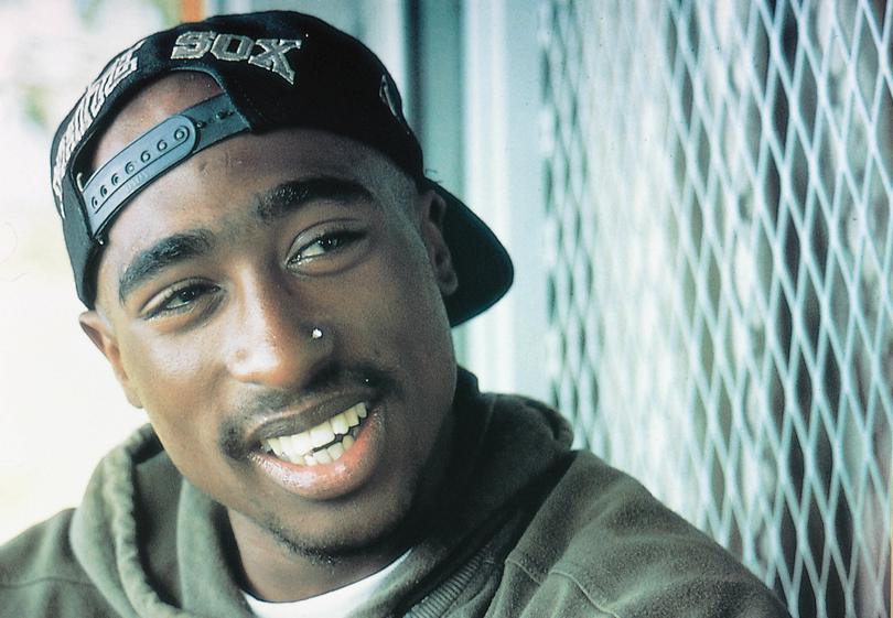 Poliția Din Las Vegas A Arestat Un Bărbat Implicat în Uciderea Rapperului Tupac, La 27 De Ani De La Asasinat Poliția Din Las Vegas A Arestat Un Bărbat Implicat în Uciderea Rapperului Tupac, La 27 De Ani De La Asasinat