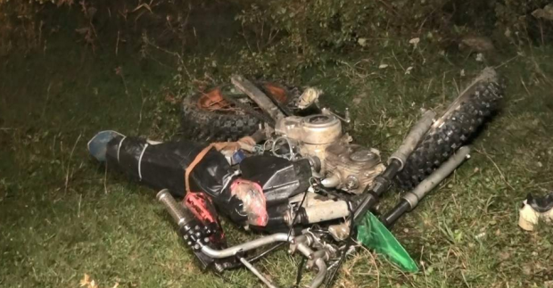 Motociclist mort într-un teribil accident, în Bistriţa-Năsăud. Tânărul de 20 de ani a căzut într-o râpă de 7 metri