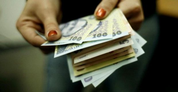 Dobânzile mari au dus profitul net al sistemului bancar la un nou record: 1,5 miliarde de euro în jumătate de an