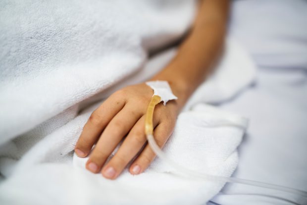 Medicii dintr-un spital din Timișoara au refuzat internarea unui copil de 10 ani, din cauza lipsei de paturi la ATI