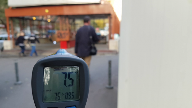 VIDEO | De la 7 grade afară la 32 de grade în metrou! Metrorex ține peste o jumătate de milion de oameni în condiții de Sahara!